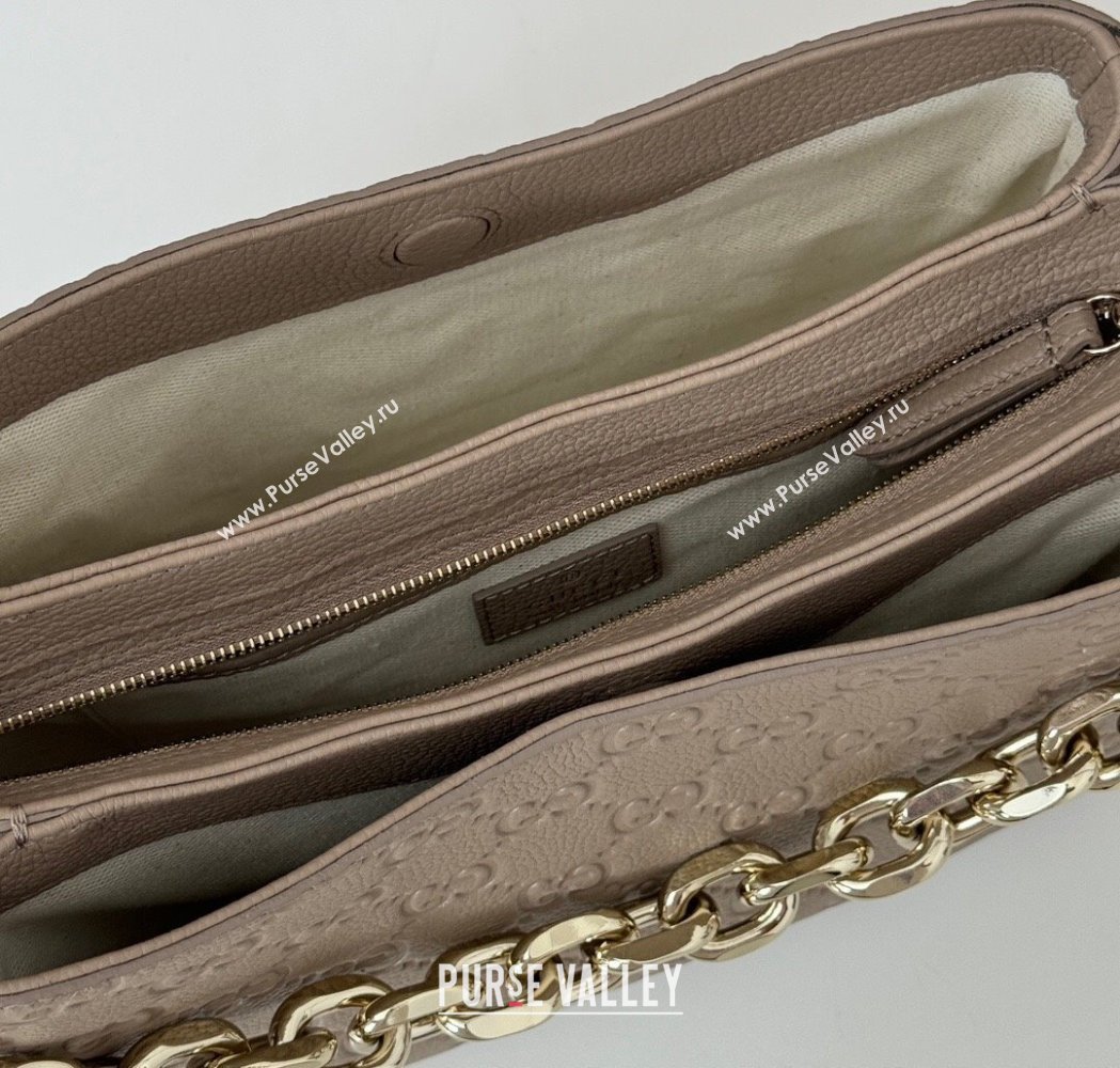 Gucci GG Grainy Leather Emblem Small Shoulder bag Grey 2025 815263 (DLH-250117065)