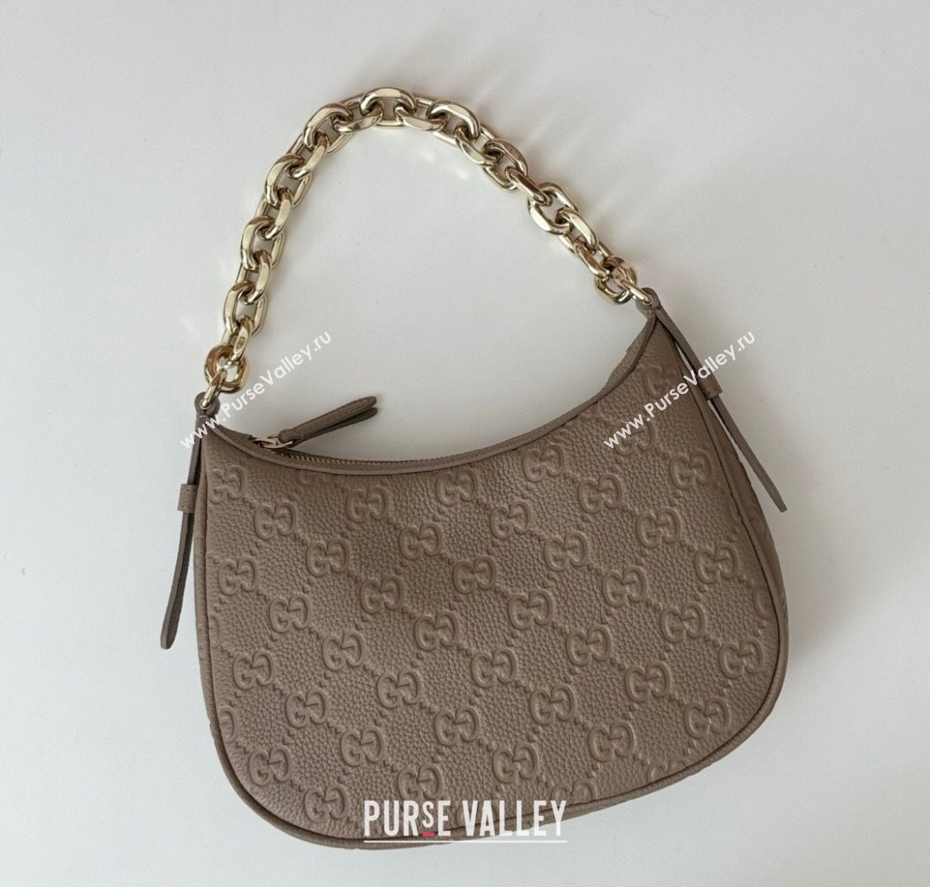 Gucci GG Grainy Leather Emblem Small Shoulder bag Grey 2025 815409 (DLH-250117068)