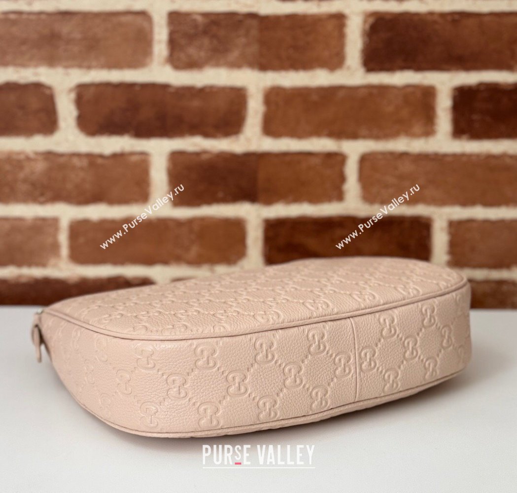Gucci GG Grainy Leather Emblem Medium Shoulder bag Pink 2025 820453 (DLH-250117071)