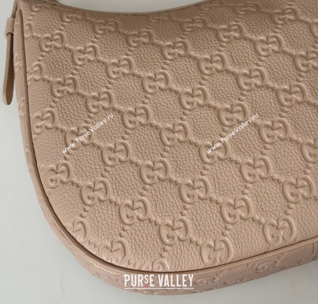 Gucci GG Grainy Leather Emblem Medium Shoulder bag Pink 2025 820453 (DLH-250117071)