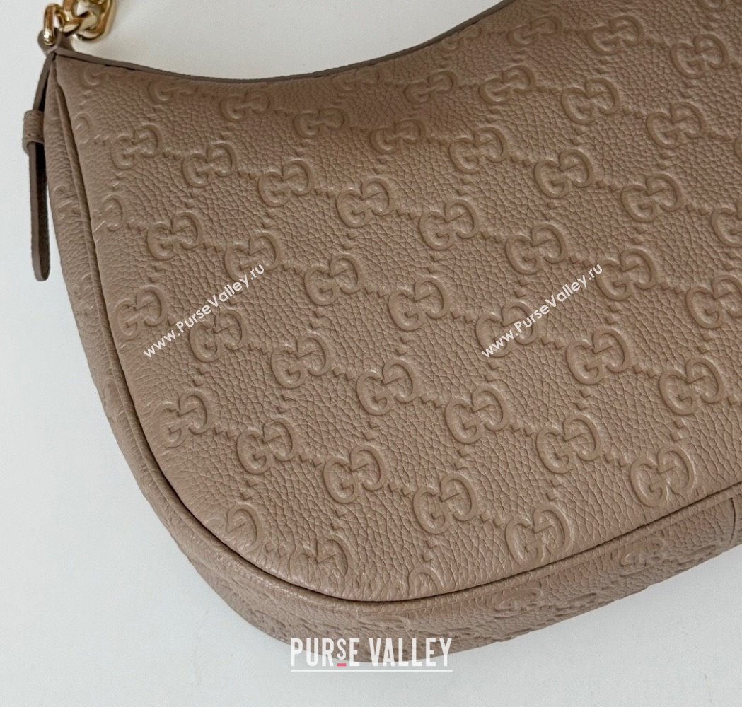 Gucci GG Grainy Leather Emblem Medium Shoulder bag Grey 2025 820453 (DLH-250117073)