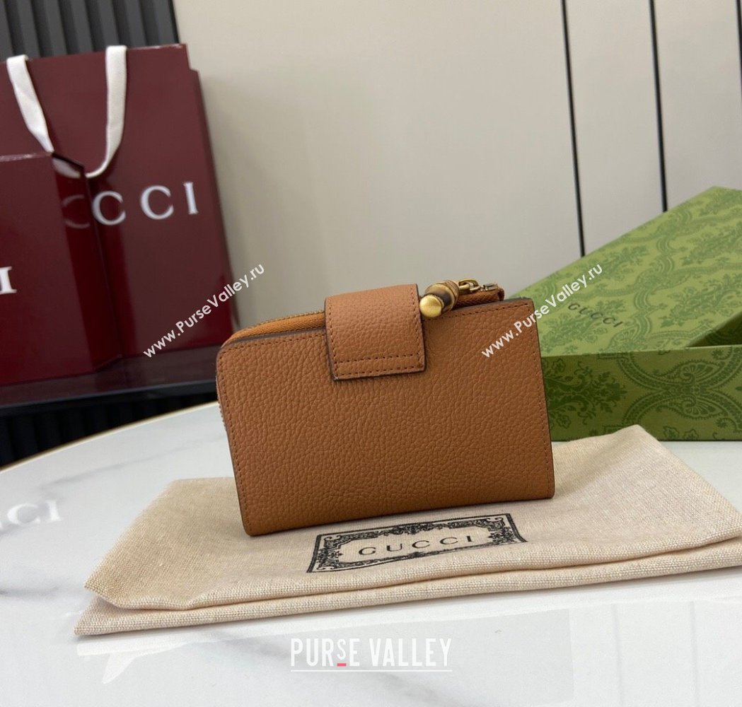 Gucci Medium Double G Wallet with Bamboo in Grained Leather Brown 2025 739498 (XLU-250117002)