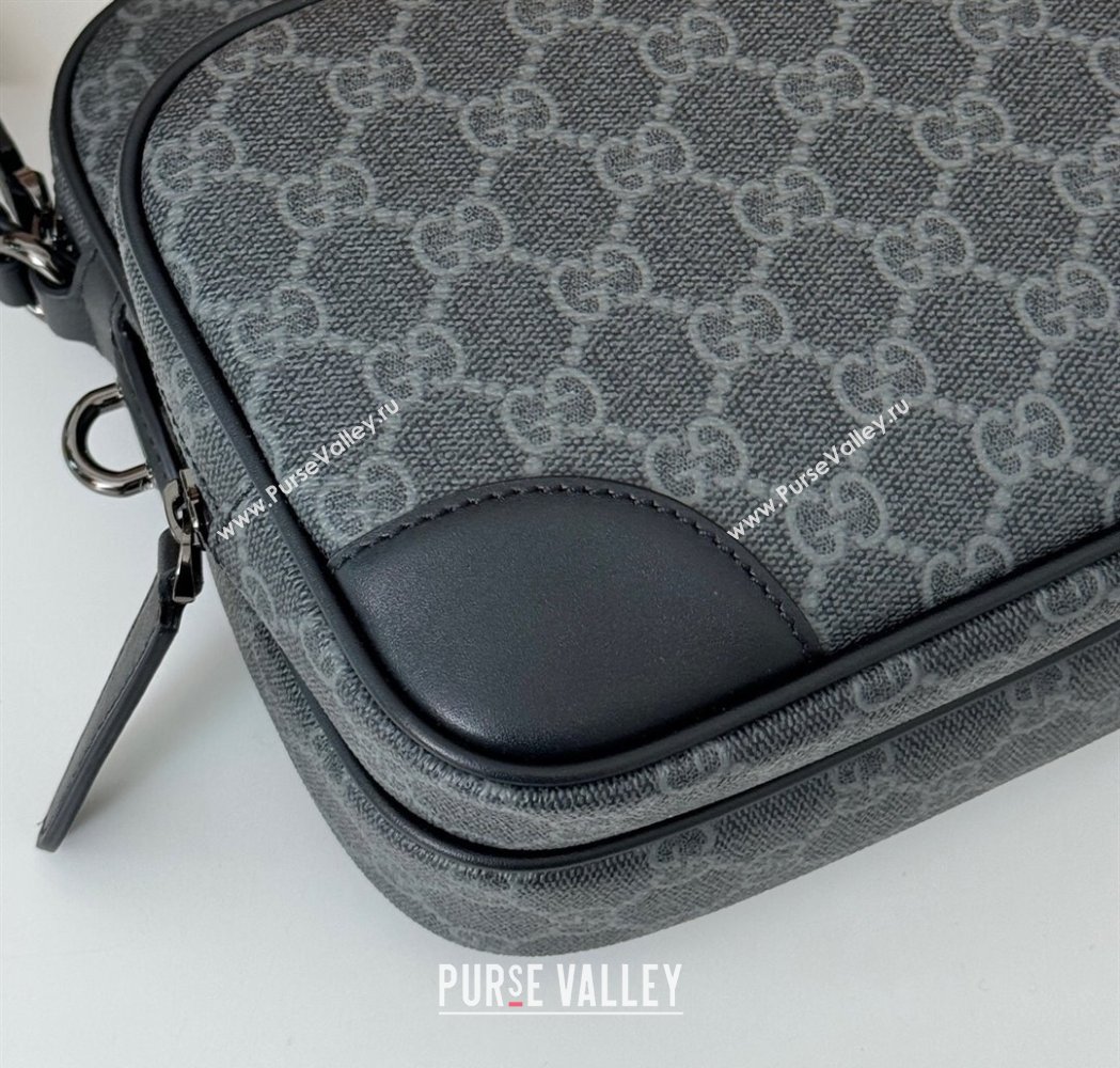 Gucci Mens GG Canvas Emblem Medium Crossbody Bag Black 2025 821160 (DLH-250210076)