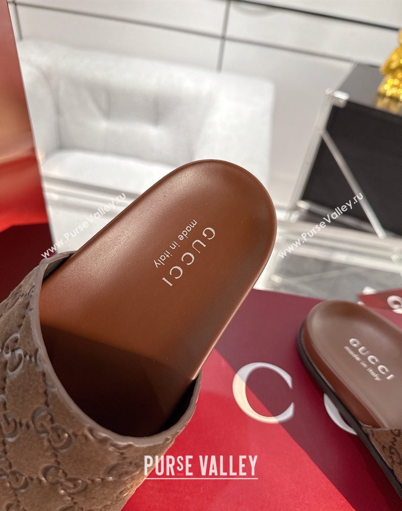 Gucci GG Suede Flat Slides Sandal with Wide Strap Brown 2025 ‎834941 (MD-250423095)