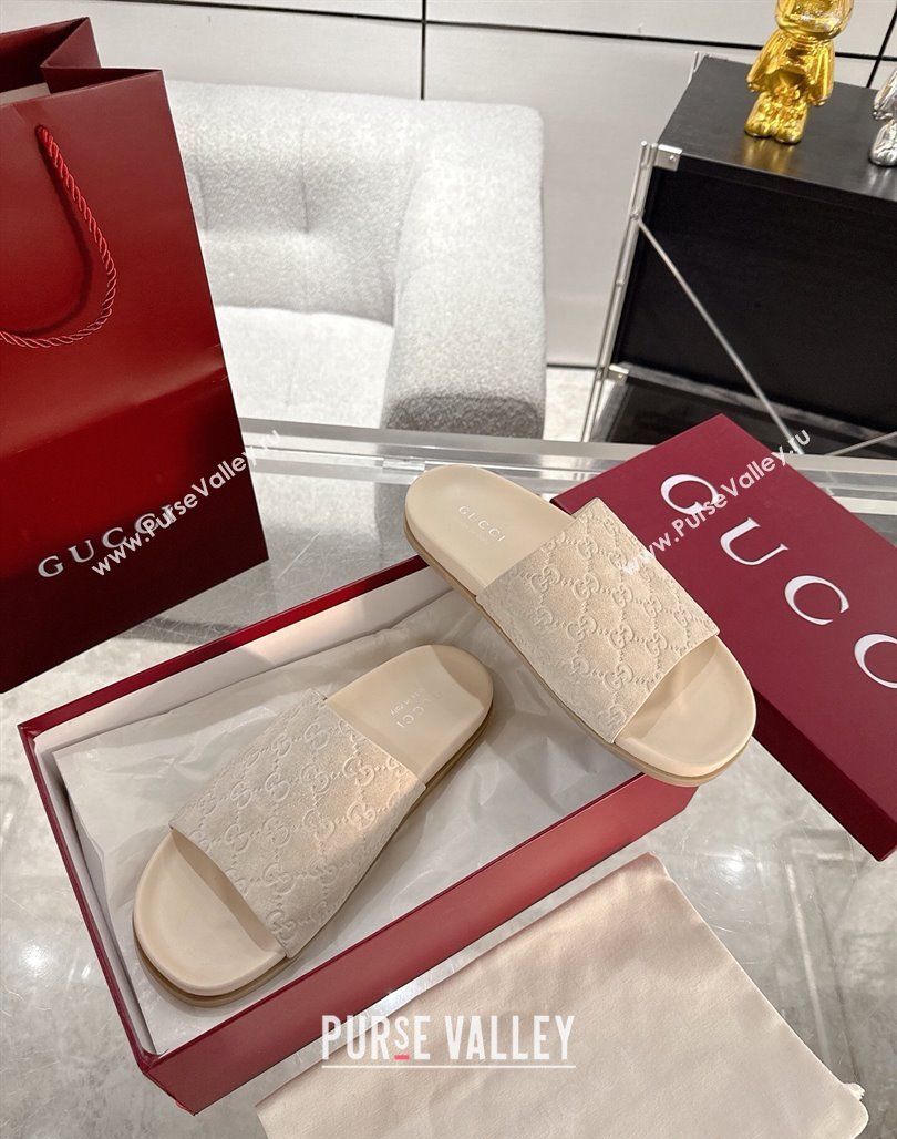 Gucci GG Suede Flat Slides Sandal with Wide Strap Beige 2025 ‎834941 (MD-250423096)