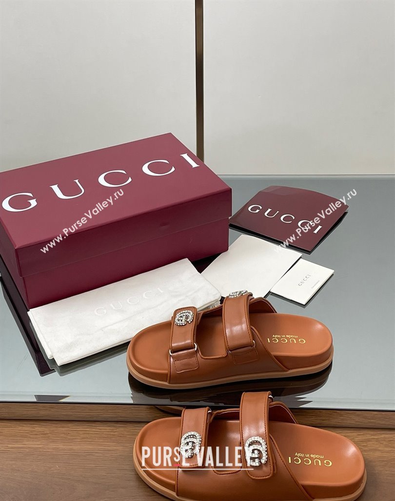 Gucci Leather Flat Slides Sandal with Strass Double G Brown 2025 ‎816633 (MD-250423066)
