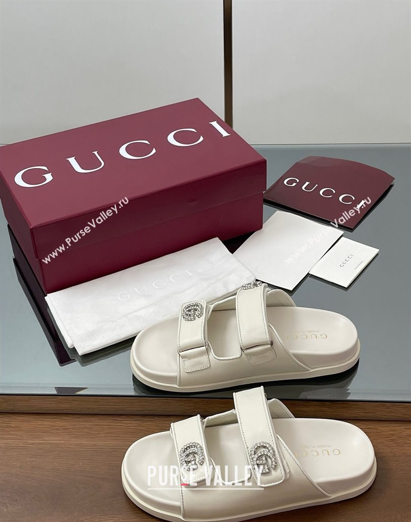 Gucci Leather Flat Slides Sandal with Strass Double G White 2025 ‎816633 (MD-250423067)