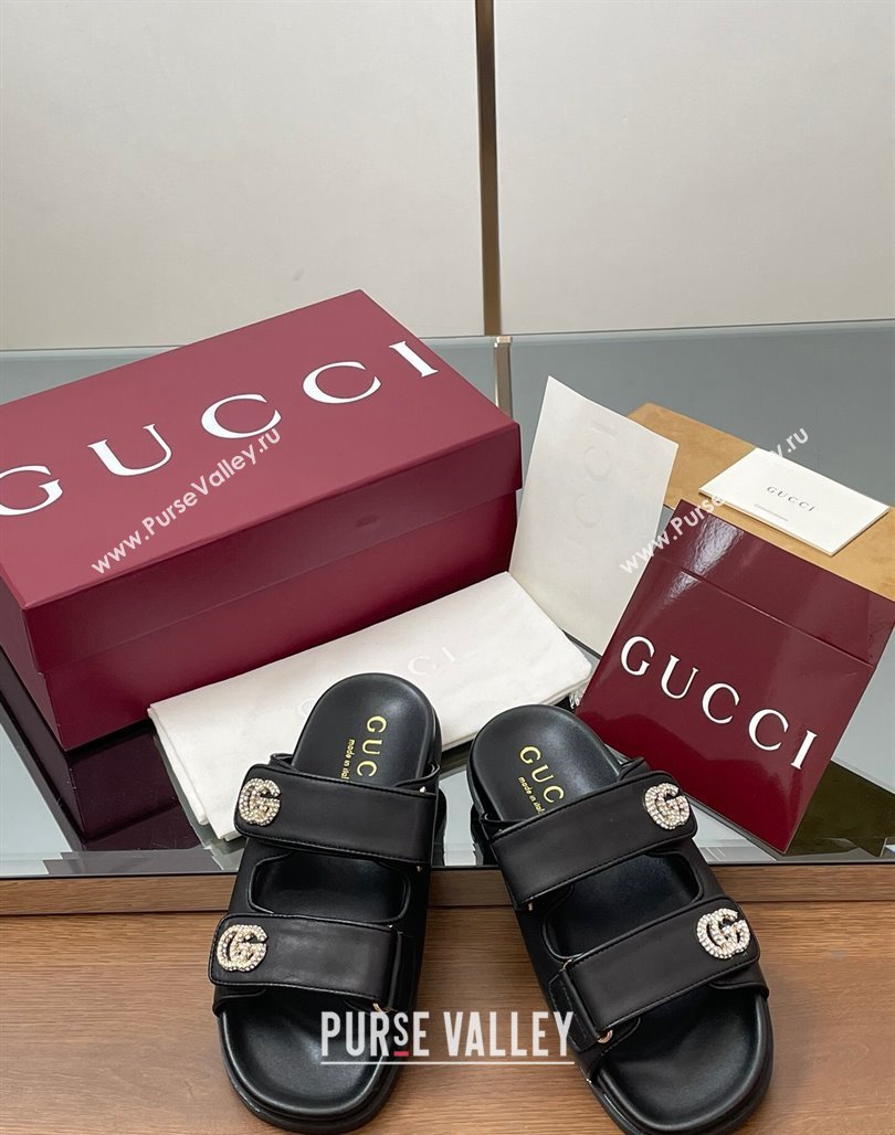 Gucci Leather Flat Slides Sandal with Strass Double G Black 2025 ‎816633 (MD-250423068)