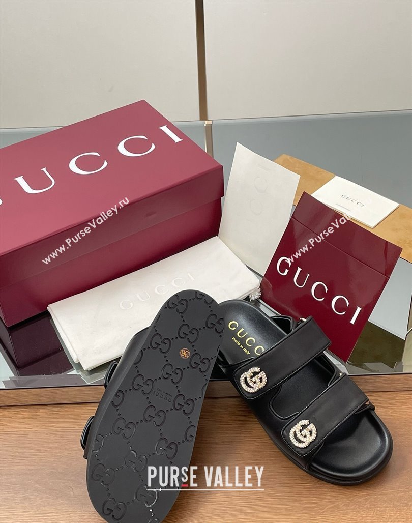 Gucci Leather Flat Slides Sandal with Strass Double G Black 2025 ‎816633 (MD-250423068)