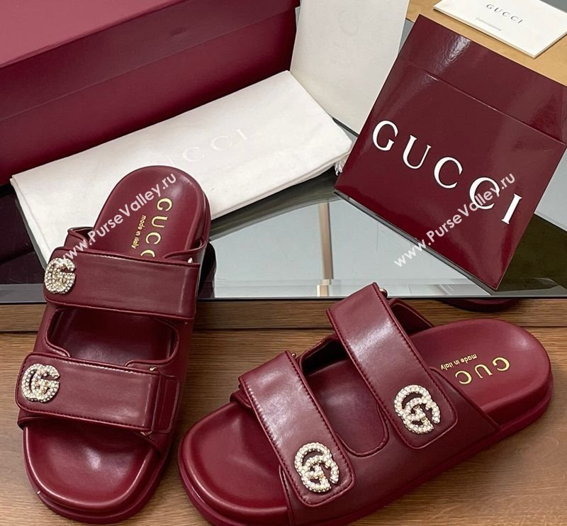 Gucci Leather Flat Slides Sandal with Strass Double G Burgundy 2025 ‎816633 (MD-250423069)