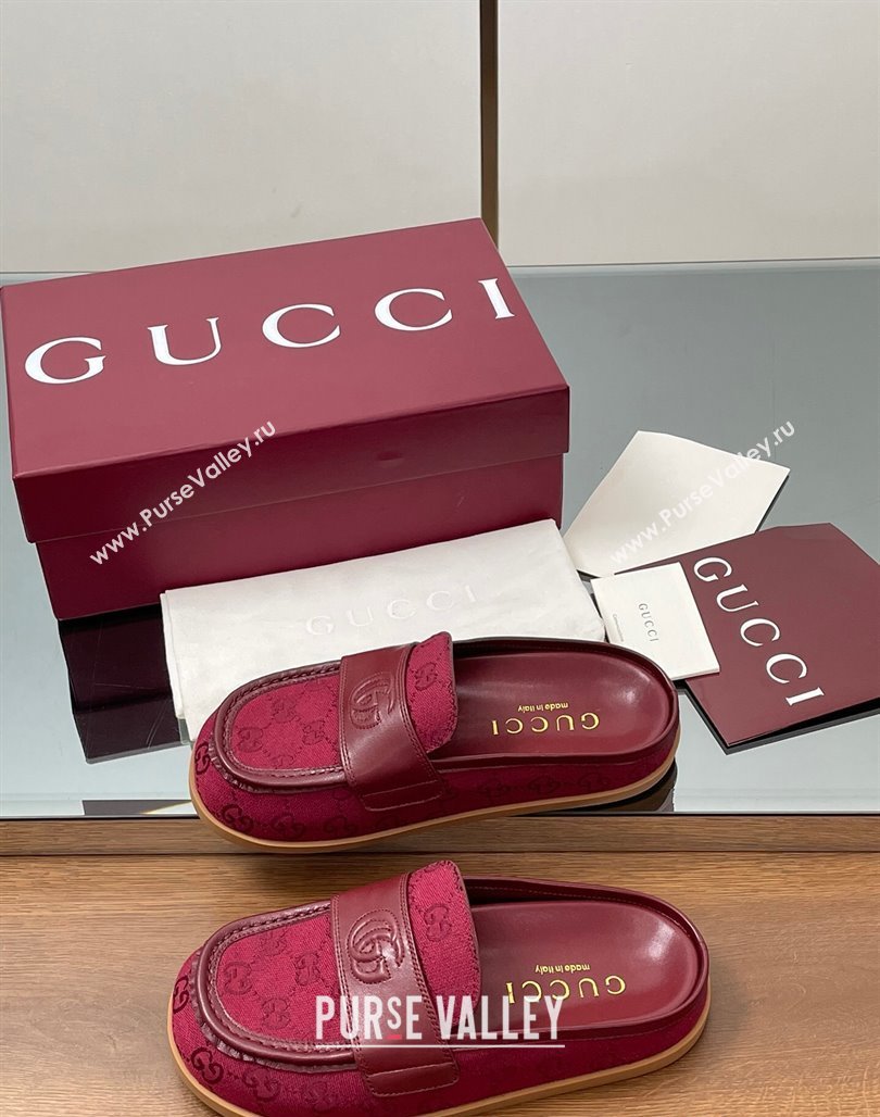 Gucci GG Canvas Flat Mules with Double G Red 2025 ‎817468 (MD-250423113)