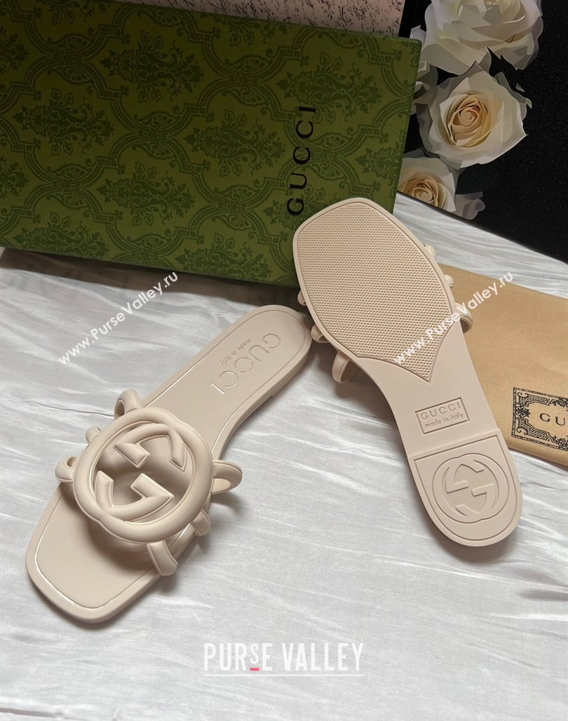 Gucci Rubber Interlocking G Flat Slides Sandal Light Beige 2025 780307 (MD-250423058)