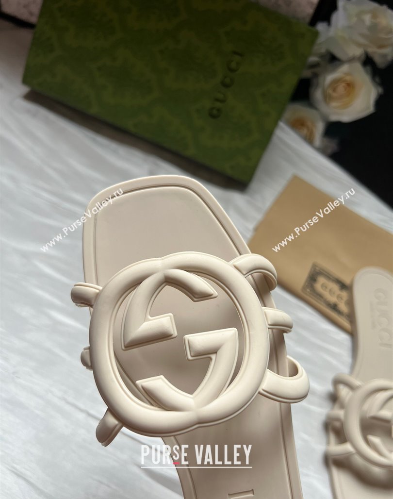 Gucci Rubber Interlocking G Flat Slides Sandal Light Beige 2025 780307 (MD-250423058)