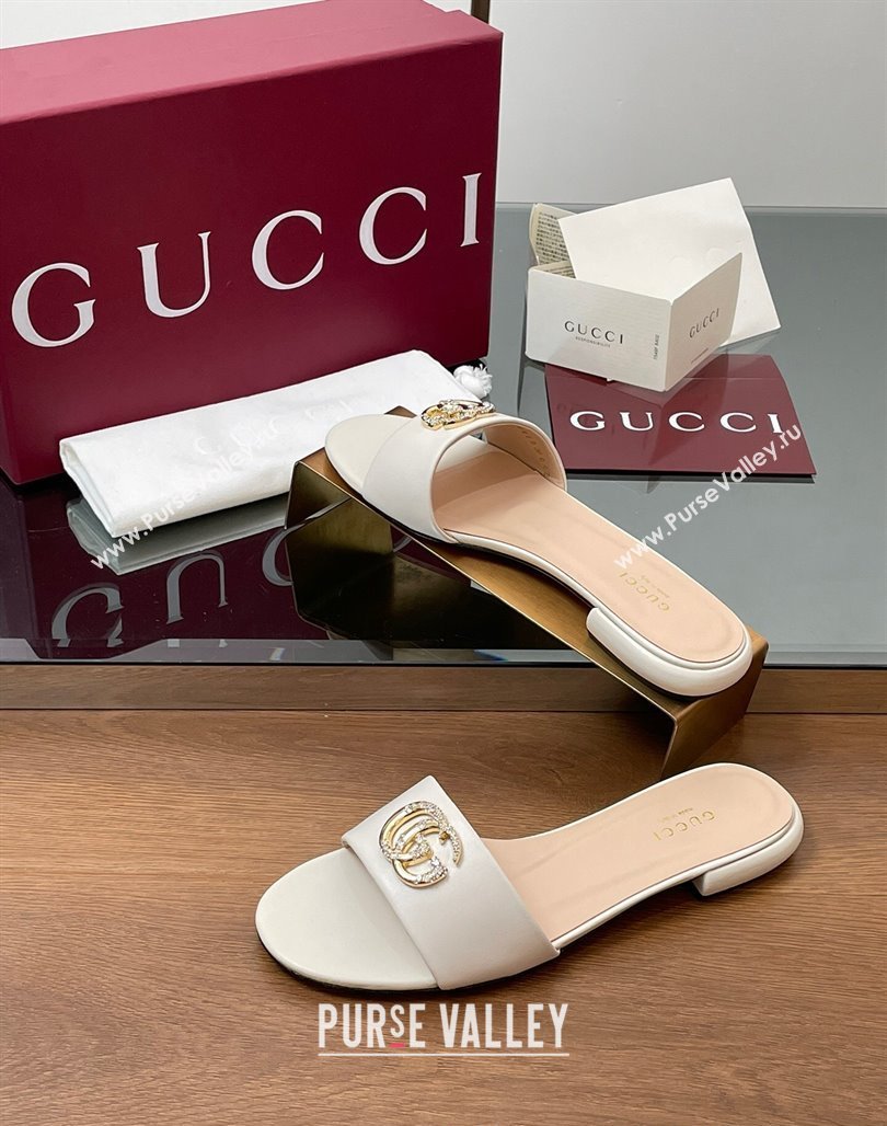 Gucci Leather Flat Slides Sandal with Strass Double G White 2025 GG042301 (MD-250423050)