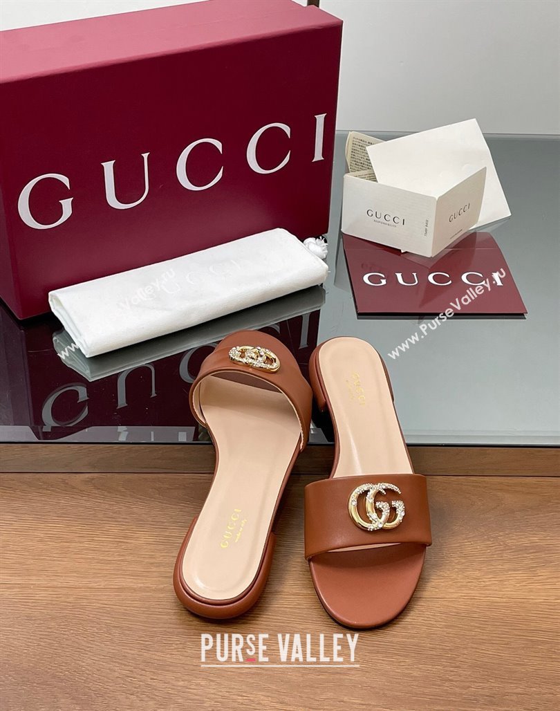 Gucci Leather Flat Slides Sandal with Strass Double G Brown 2025 GG042301 (MD-250423051)