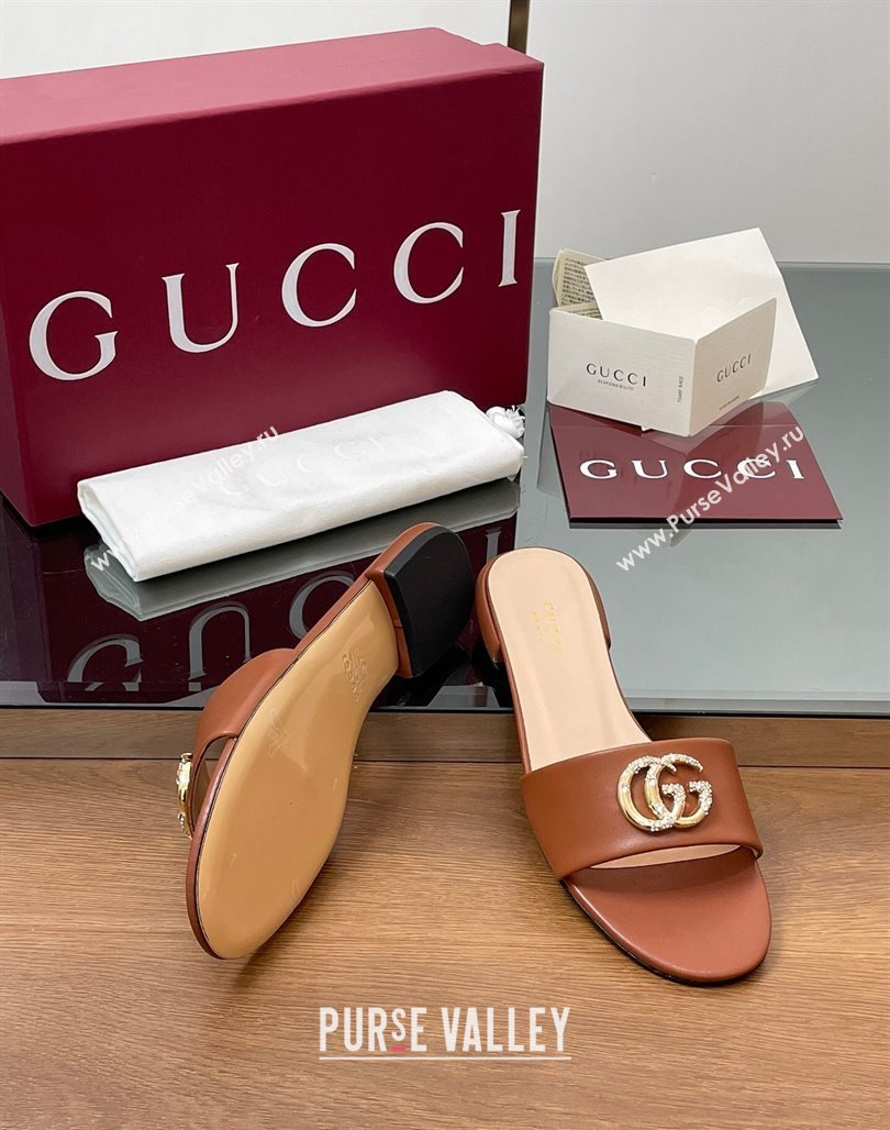 Gucci Leather Flat Slides Sandal with Strass Double G Brown 2025 GG042301 (MD-250423051)