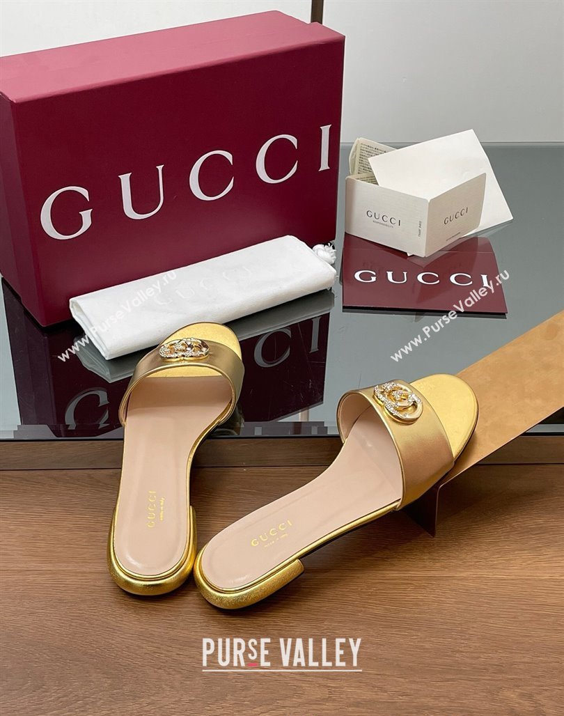 Gucci Leather Flat Slides Sandal with Strass Double G Gold 2025 GG042301 (MD-250423053)