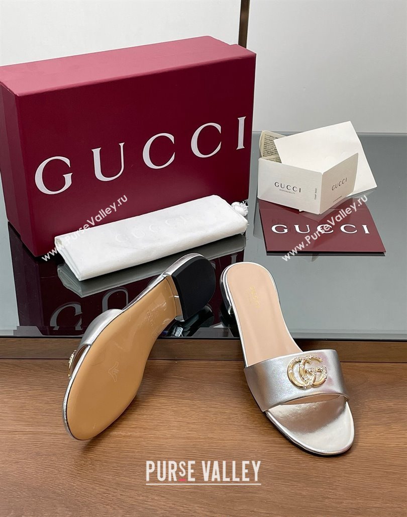 Gucci Leather Flat Slides Sandal with Strass Double G Silver 2025 GG042301 (MD-250423054)