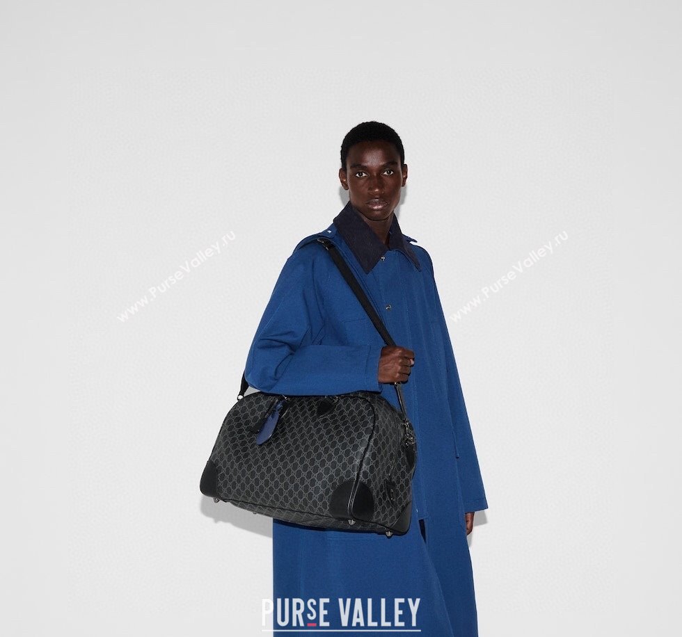 Gucci Mens GG Canvas Emblem Medium Duffle bag Black 2025 821148 (DLH-250522057)