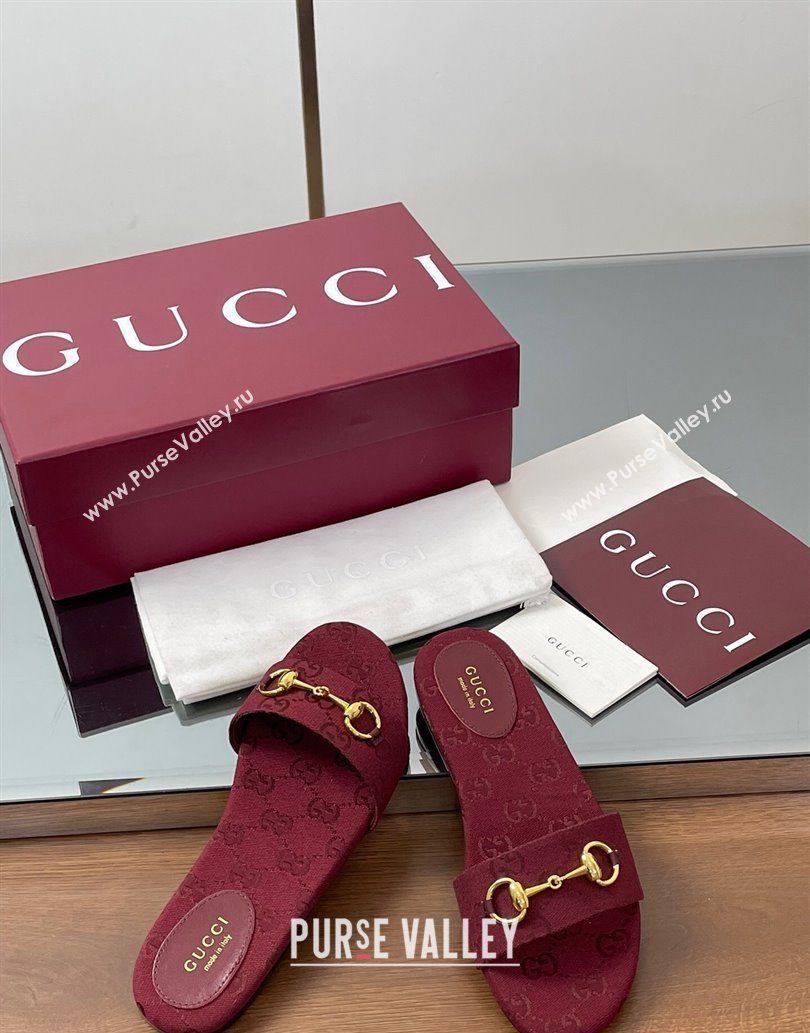 Gucci GG Canvas Flat Slides Sandal with Horsebit Red 2025 835828 (MD-250609076)