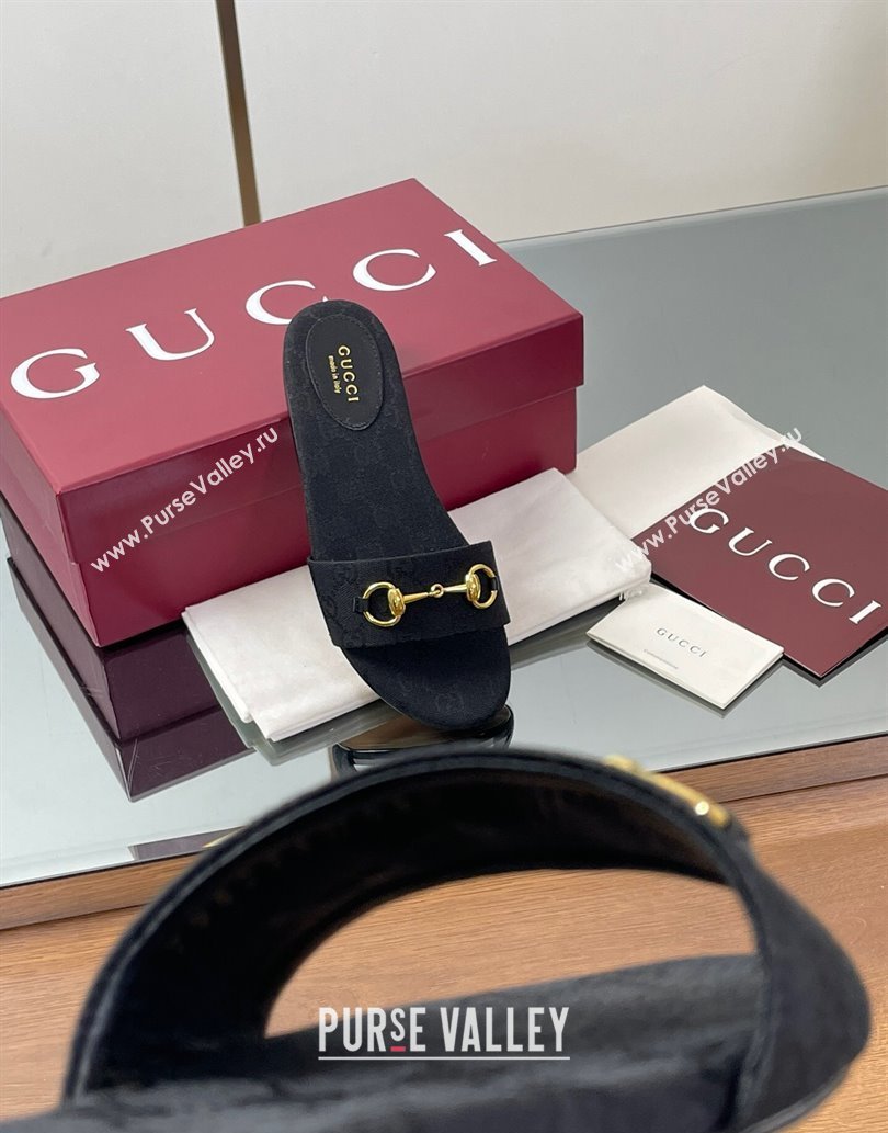 Gucci GG Canvas Flat Slides Sandal with Horsebit Black 2025 835828 (MD-250609078)