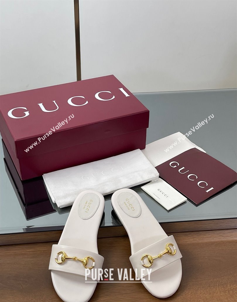 Gucci Calf Leather Flat Slides Sandal with Horsebit White 2025 835828 (MD-250609080)