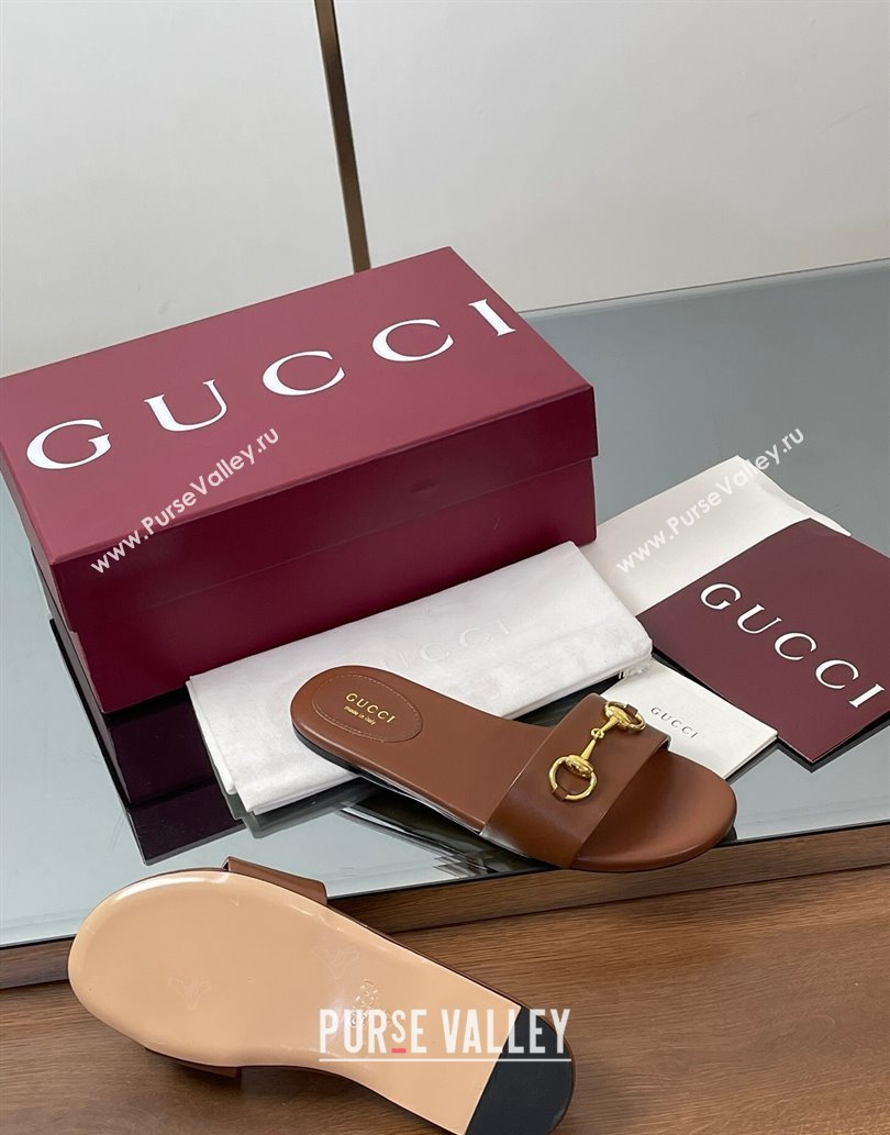 Gucci Calf Leather Flat Slides Sandal with Horsebit Brown 2025 835828 (MD-250609083)