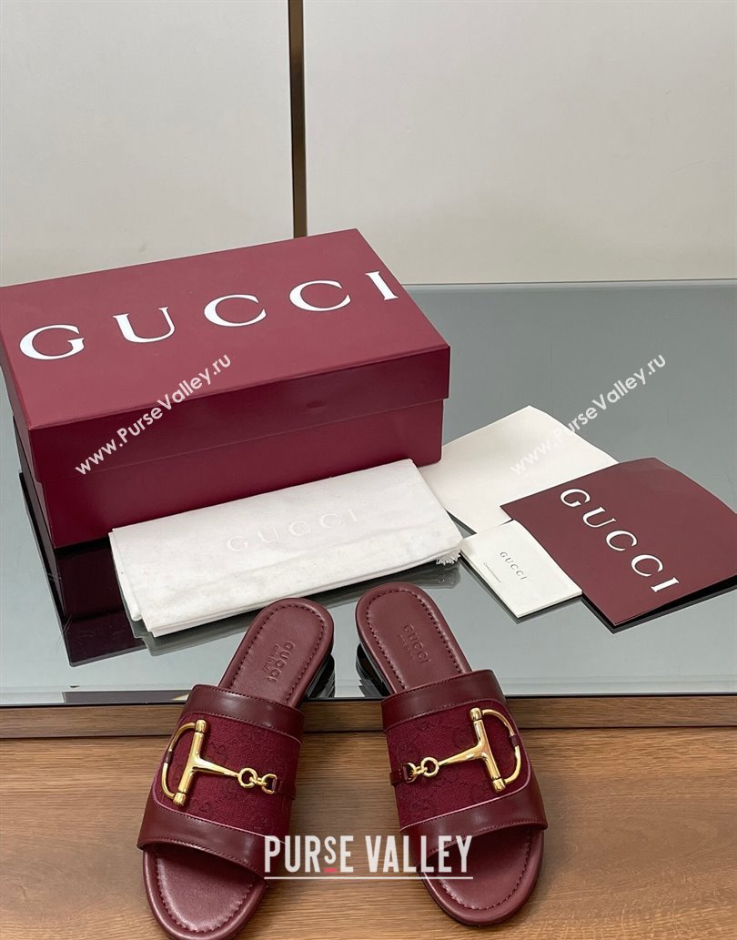 Gucci Flat Slides Sandal in GG Canvas and Lambskin with Horsebit Red 2025 834427 (MD-250609096)
