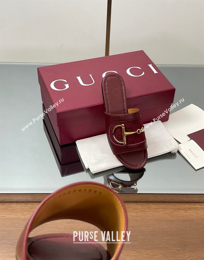 Gucci Flat Slides Sandal in GG Canvas and Lambskin with Horsebit Red 2025 834427 (MD-250609096)