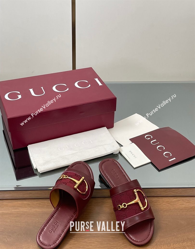 Gucci Flat Slides Sandal in GG Canvas and Lambskin with Horsebit Red 2025 834427 (MD-250609096)