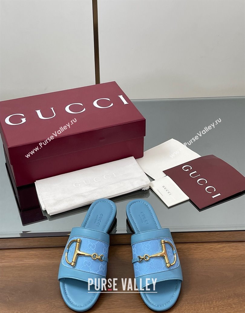 Gucci Flat Slides Sandal in GG Canvas and Lambskin with Horsebit Light Blue 2025 834427 (MD-250609097)