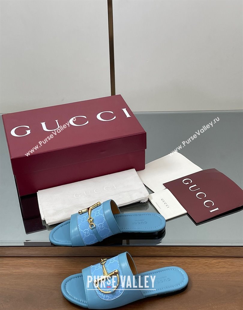 Gucci Flat Slides Sandal in GG Canvas and Lambskin with Horsebit Light Blue 2025 834427 (MD-250609097)