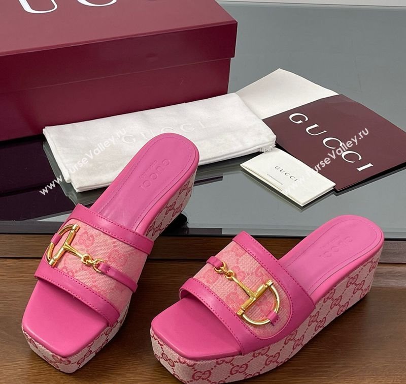 Gucci Wedge Slides Sandal 6.3cm in GG Canvas and Lambskin with Horsebit Dark Pink 2025 0609 (MD-250609110)