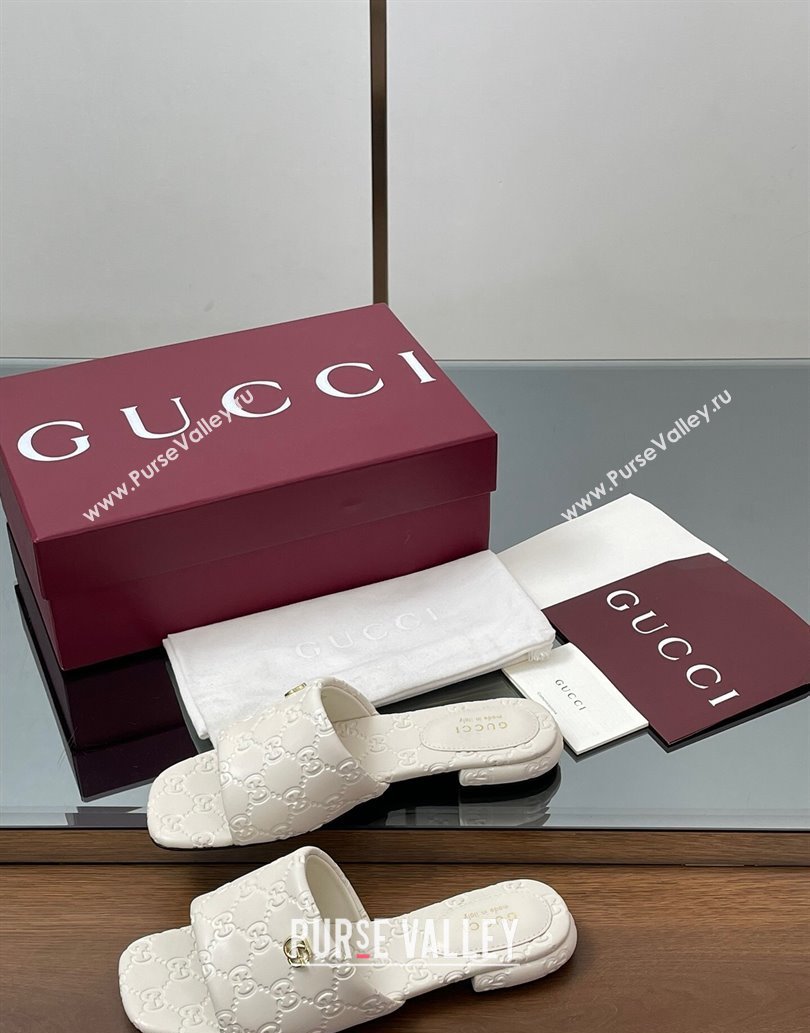 Gucci Flat Slides Sandal in GG Calf Leather White 2025 816330 (MD-250609135)