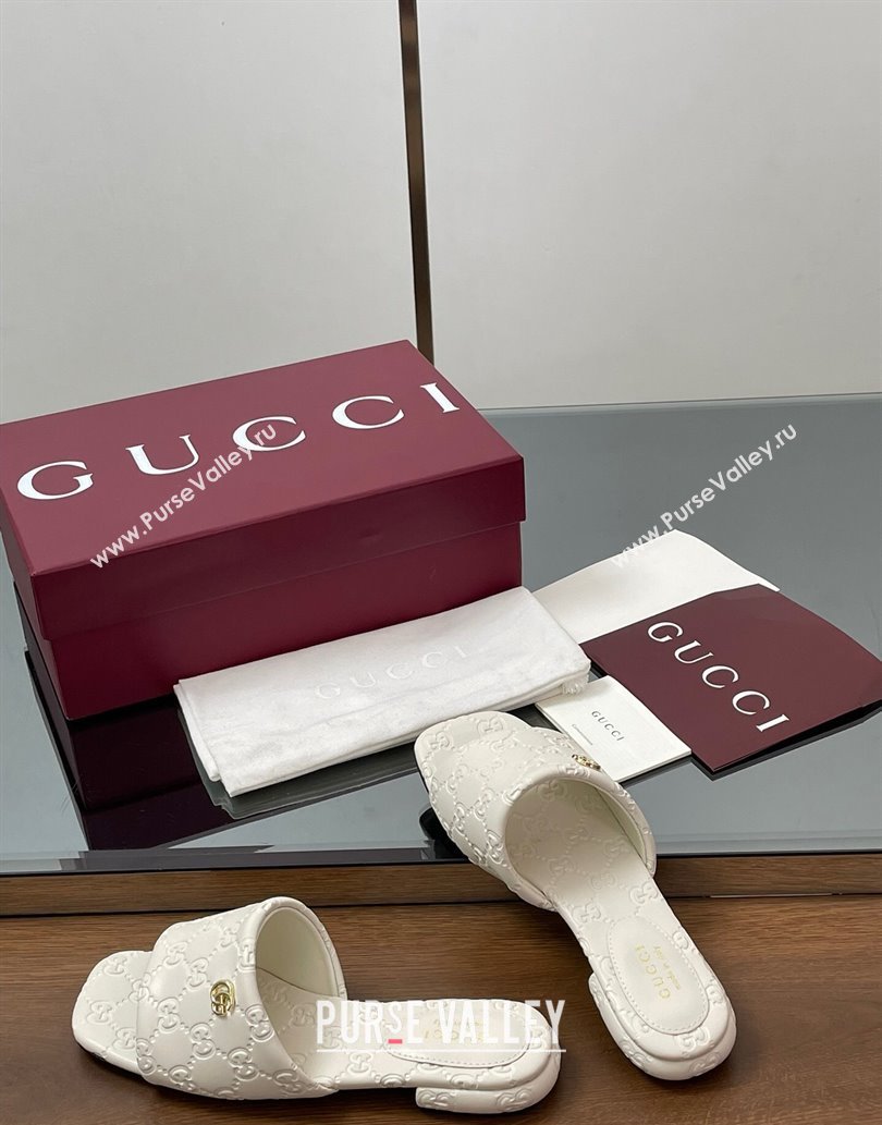 Gucci Flat Slides Sandal in GG Calf Leather White 2025 816330 (MD-250609135)