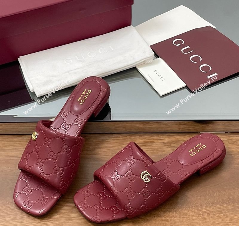 Gucci Flat Slides Sandal in GG Calf Leather Red 2025 816330 (MD-250609136)