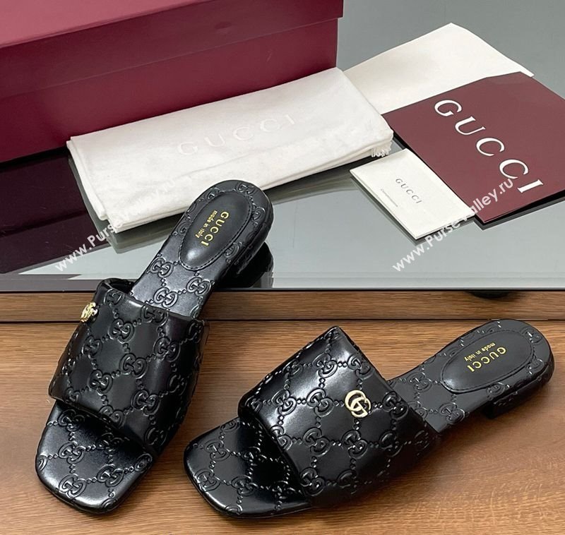 Gucci Flat Slides Sandal in Shiny GG Leather Black 2025 816330 (MD-250609139)