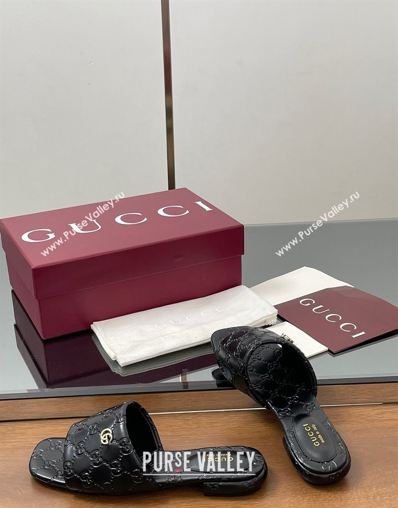 Gucci Flat Slides Sandal in Shiny GG Leather Black 2025 816330 (MD-250609139)