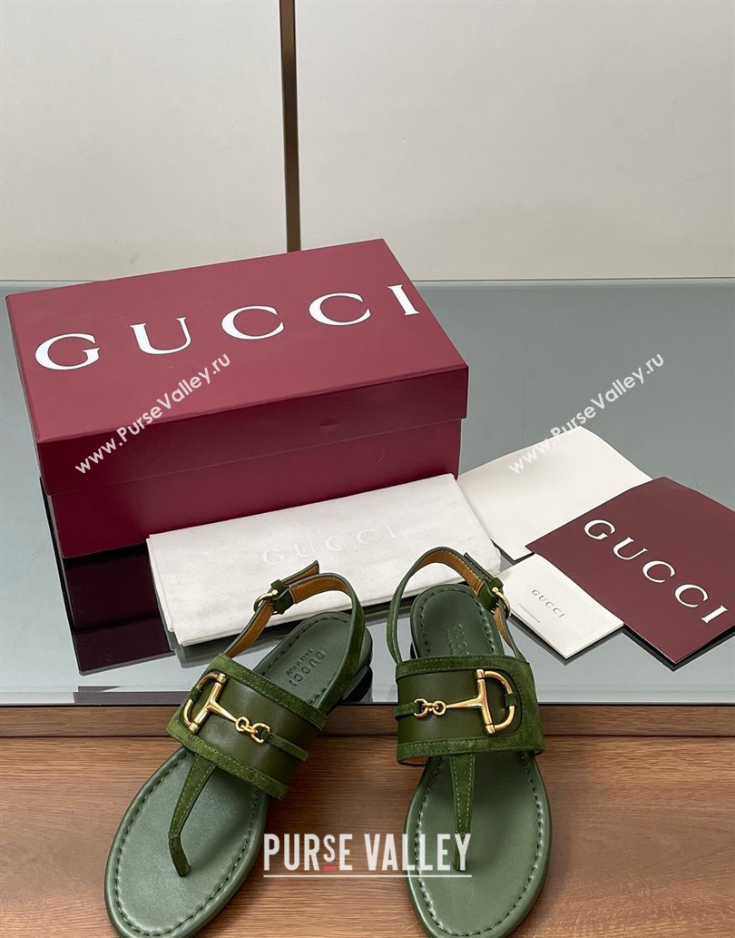 Gucci Flat Thong Sandals in Suede Trim and Leather with Horsebit Green 2025 ‎834431 (MD-250609125)