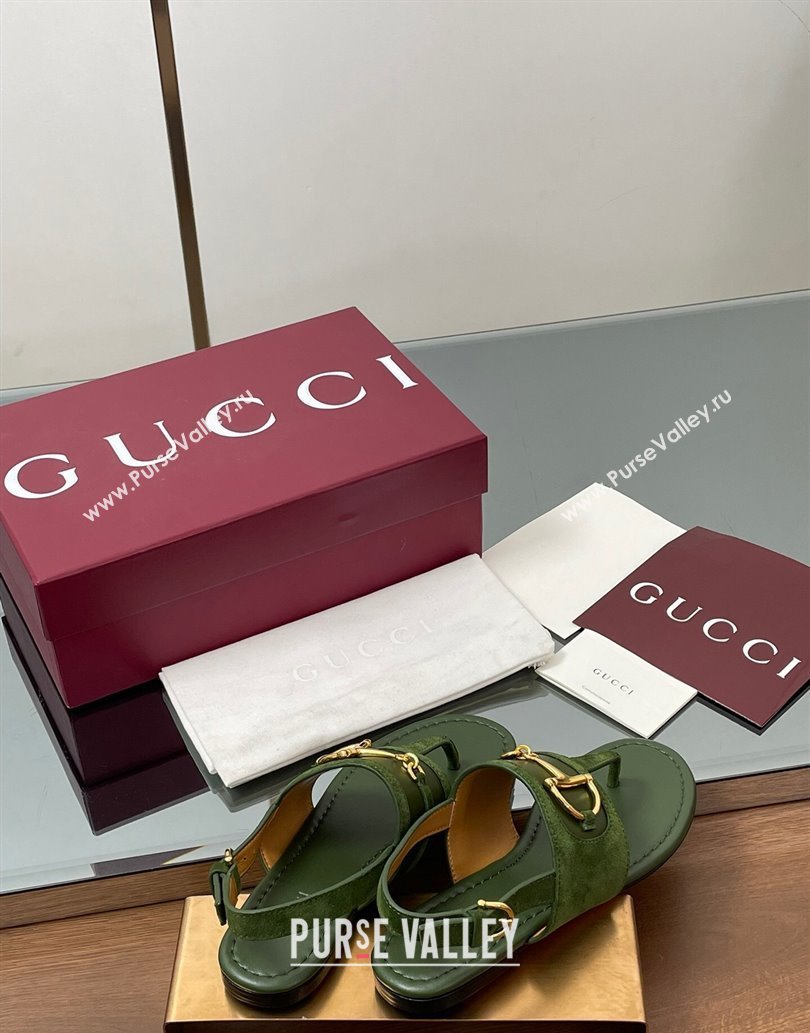 Gucci Flat Thong Sandals in Suede Trim and Leather with Horsebit Green 2025 ‎834431 (MD-250609125)