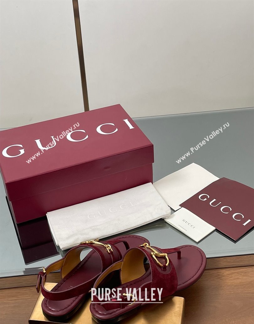 Gucci Flat Thong Sandals in Suede Trim and Leather with Horsebit Red 2025 ‎834431 (MD-250609126)