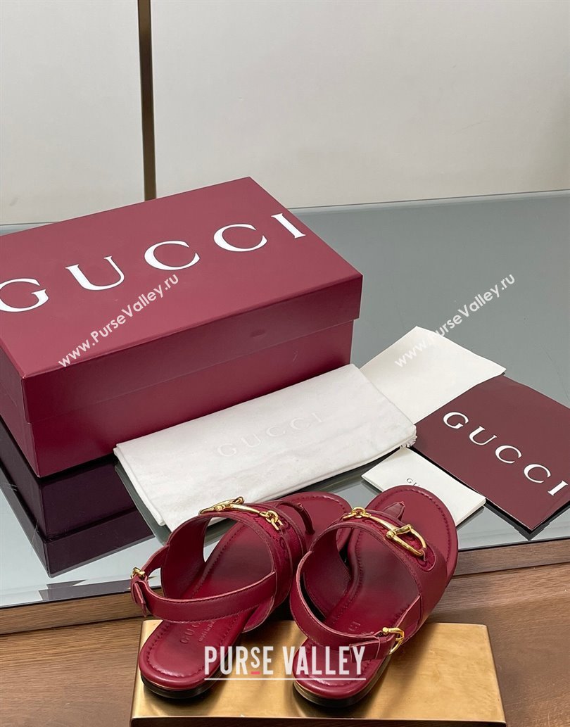 Gucci Flat Thong Sandals in GG Canvas and Leather with Horsebit Red 2025 ‎834431 (MD-250609127)