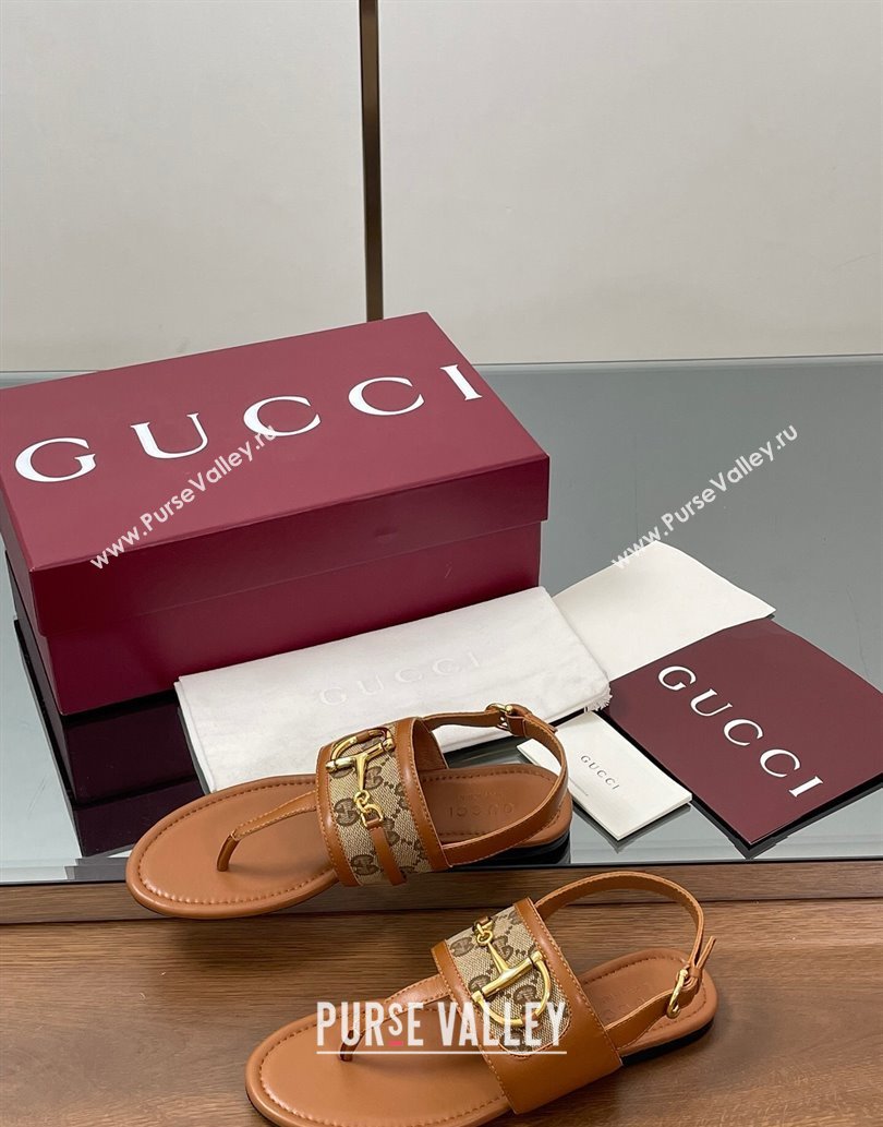 Gucci Flat Thong Sandals in GG Canvas and Leather with Horsebit Brown 2025 ‎834431 (MD-250609128)