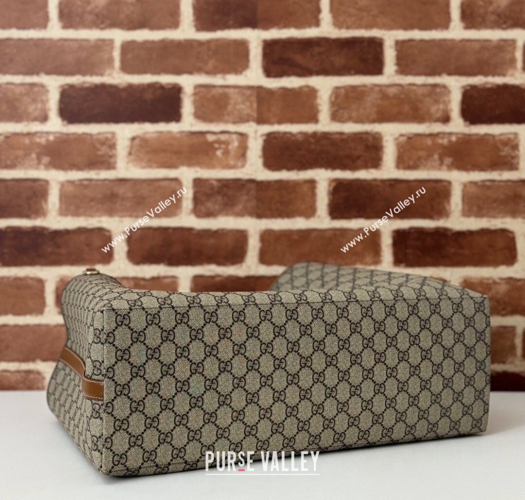 Gucci GG Canvas Emblem Maxi Tote Bag Beige/Brown 2025 815212 (DLH-250630073)