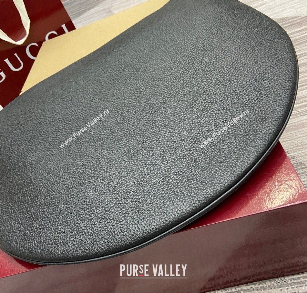 Gucci Mens B Large shoulder bag in grainy leather Black 2025 800194 (DLH-250630099)