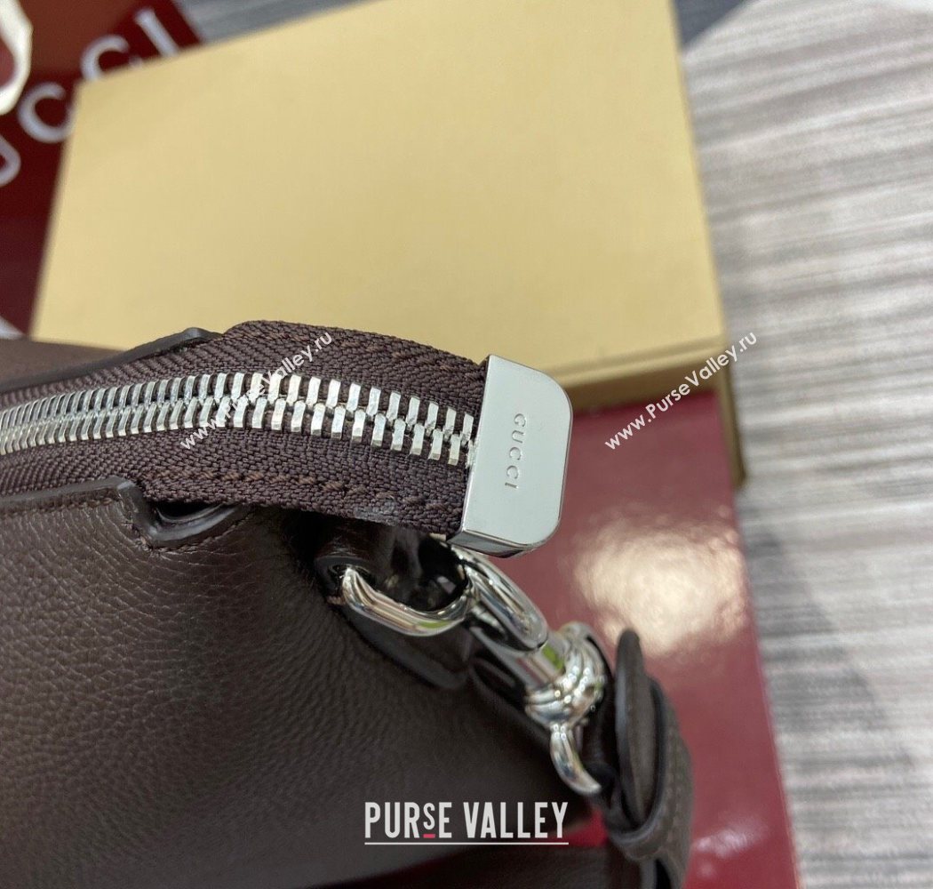 Gucci Mens B Large shoulder bag in grainy leather Dark Brown 2025 800194 (DLH-250630100)