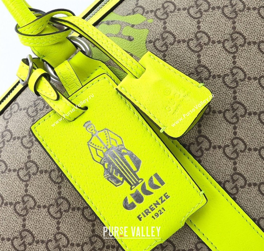 Gucci Mens GG Fabric Medium duffle bag with print Beige/Acid Green 2025 834962 (DLH-250630108)