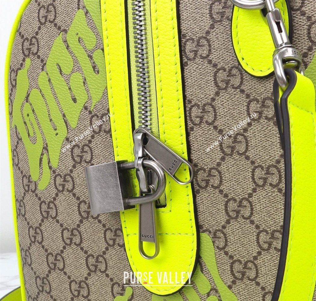Gucci Mens GG Fabric Medium duffle bag with print Beige/Acid Green 2025 834962 (DLH-250630108)