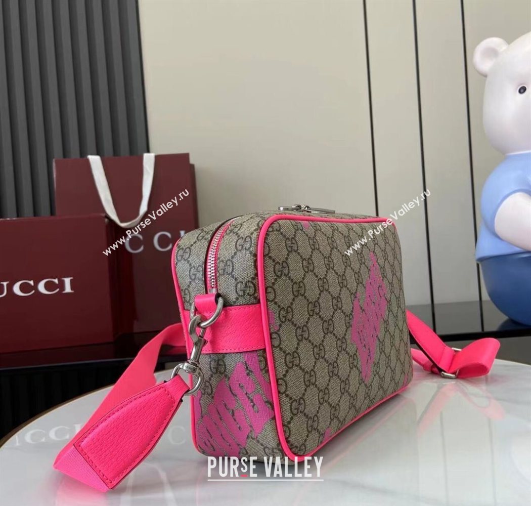 Gucci Mens GG Monogram Medium crossbody bag with print Beige/Bright Pink 2025 839380 (XLU-250701003)