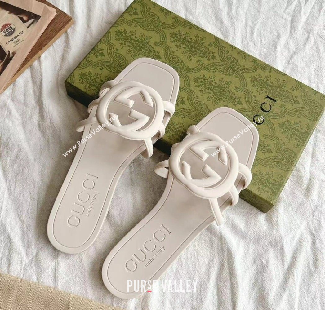 Gucci Interlocking G Flat Slides Sandal in Matte PVC White 2025 780307 (GDX-250711123)